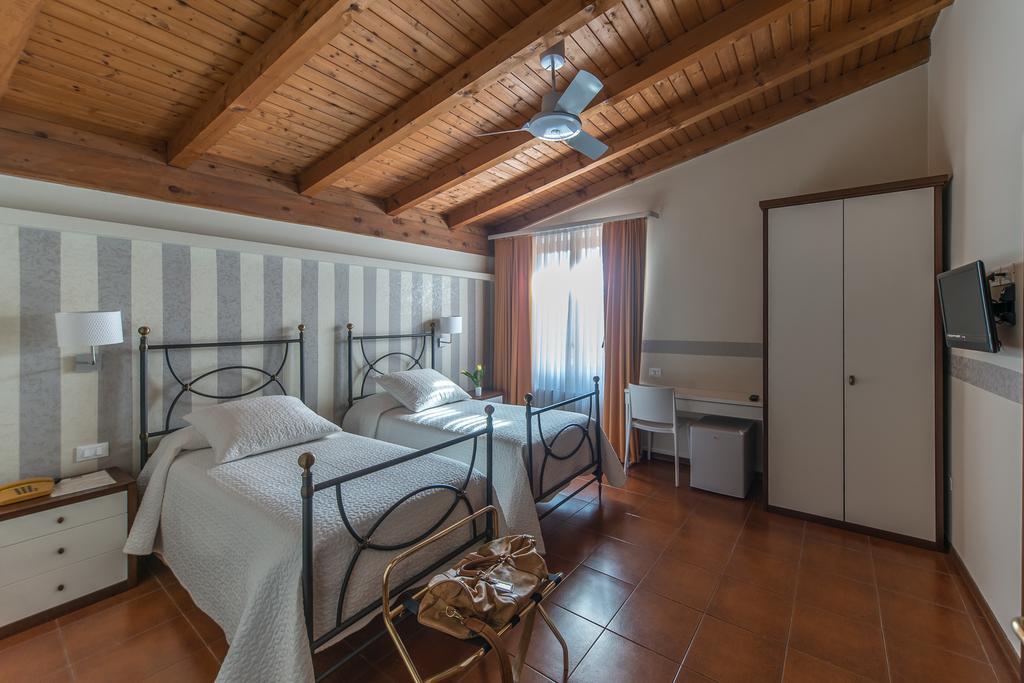 La Sosta Hotel Vestone Esterno foto